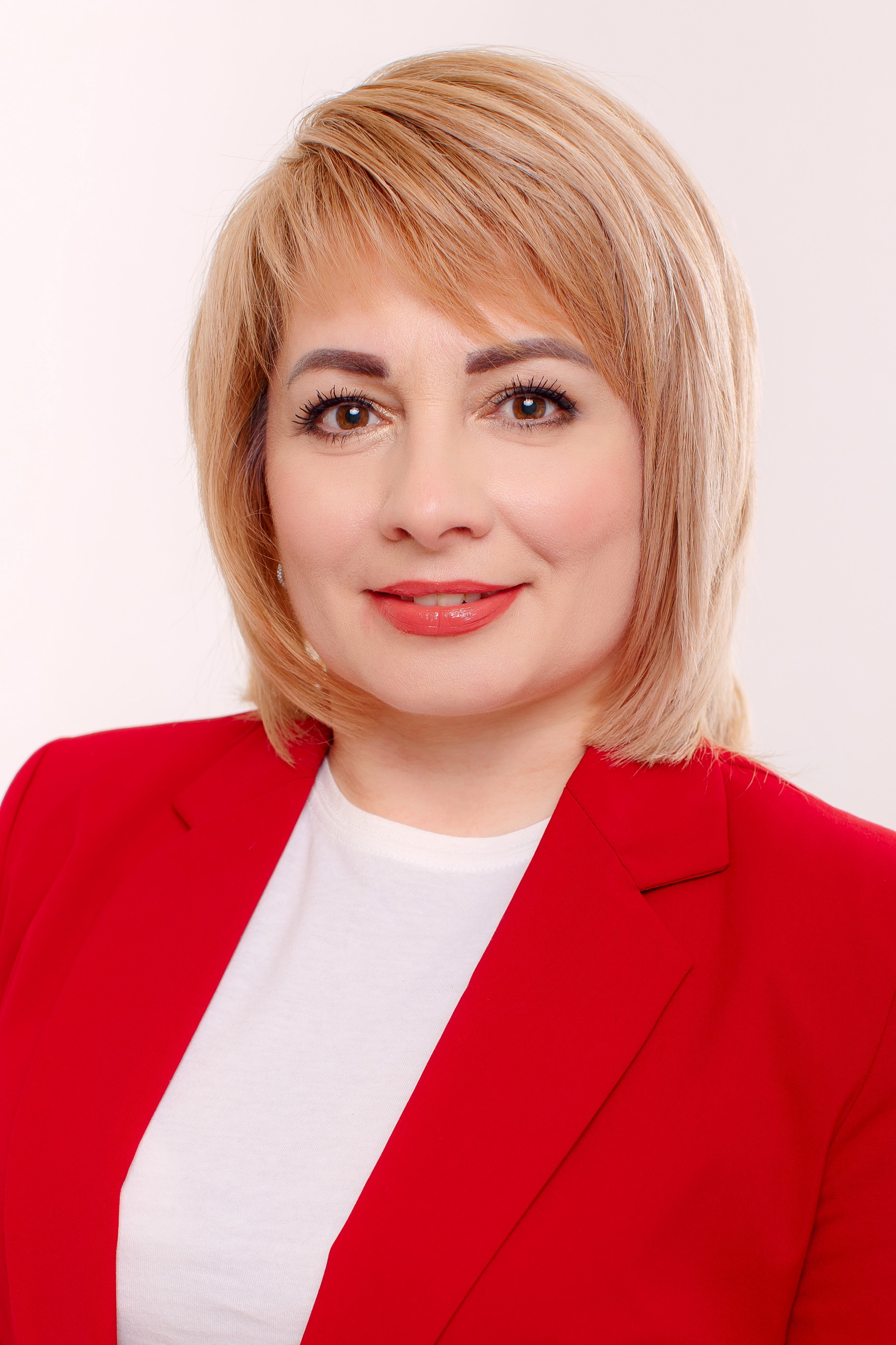 Єщенко Олена